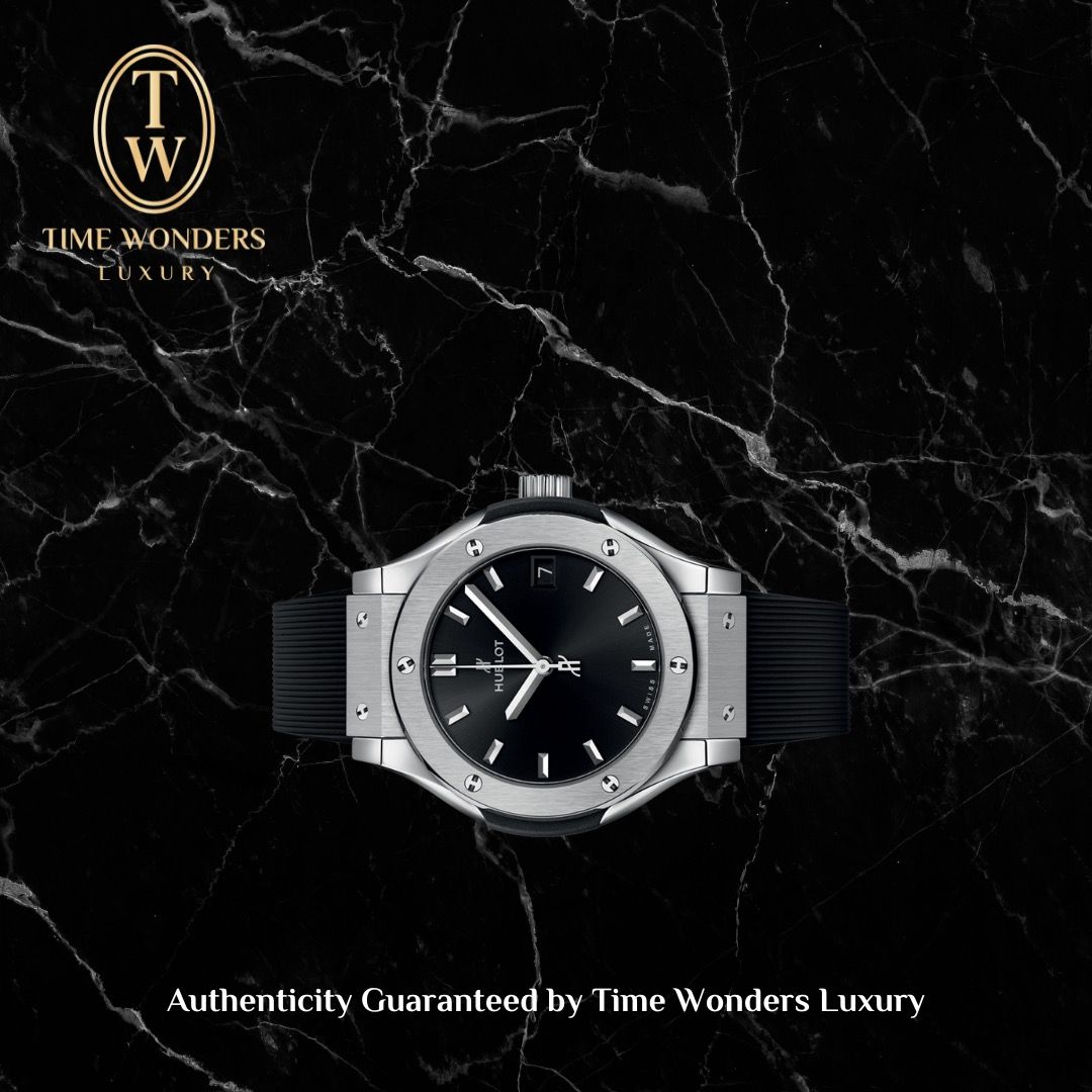 New April 2026 Hublot Classic Fusion 33mm 581.NX.1470.RX Titanium Quartz