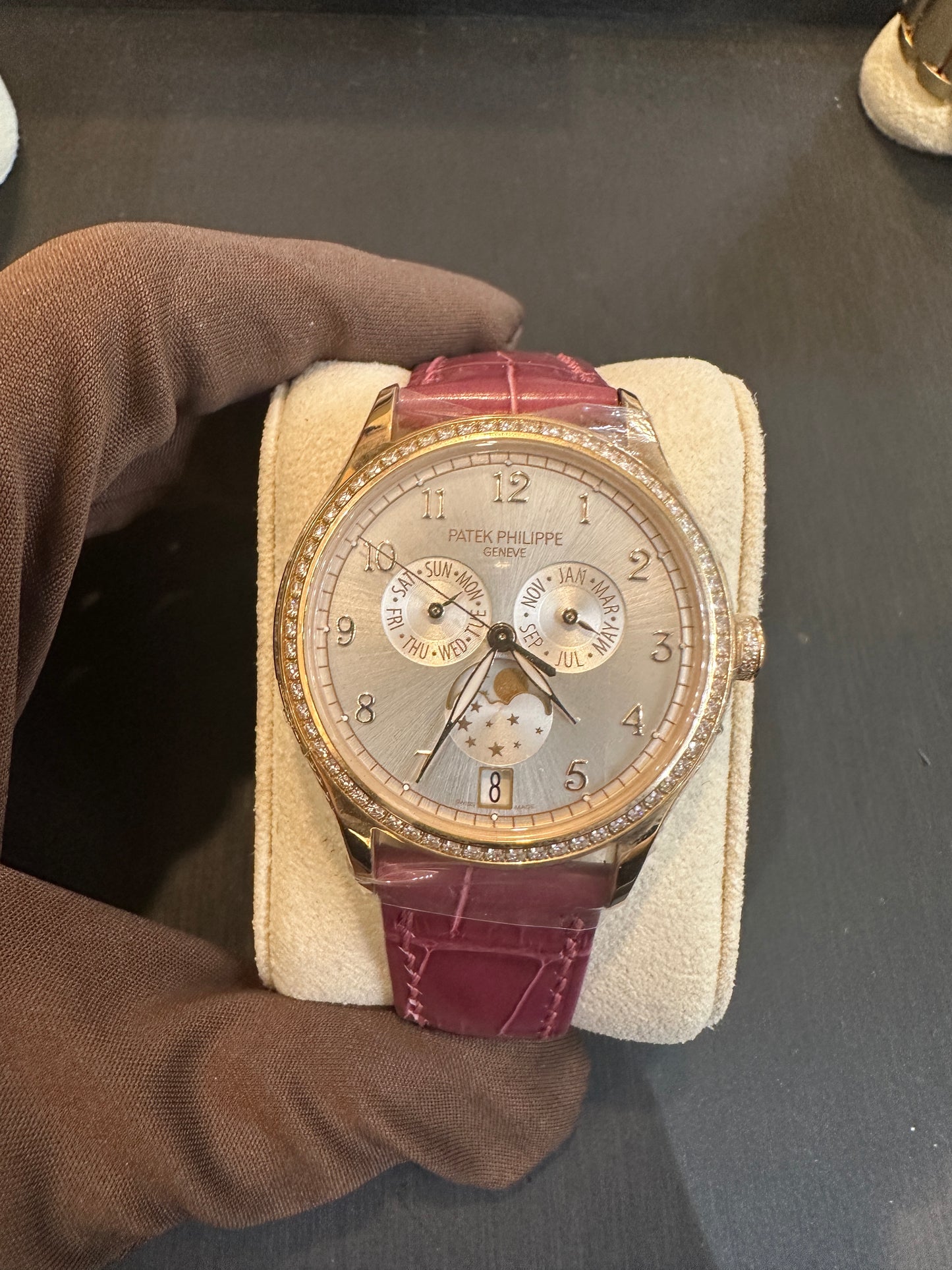 Patek Philippe Complications 4947R-001