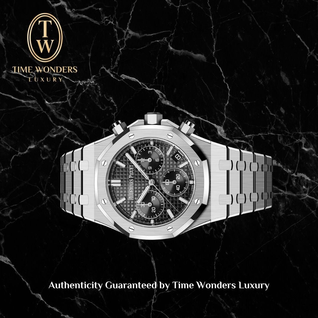Mint June 2022 Audemars Piguet Royal Oak Chronograph 26240ST Black Dial 41mm 26240