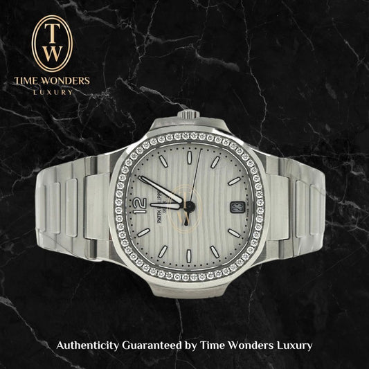Lightly Used discontinued Q4 2023 Patek Philippe Nautilus 7118/1200A White Dial w Diamond 7118