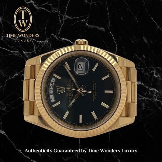 Like New Aug 2018 Rolex Day-Date 40mm Yellow Gold w Blk Dial 228238