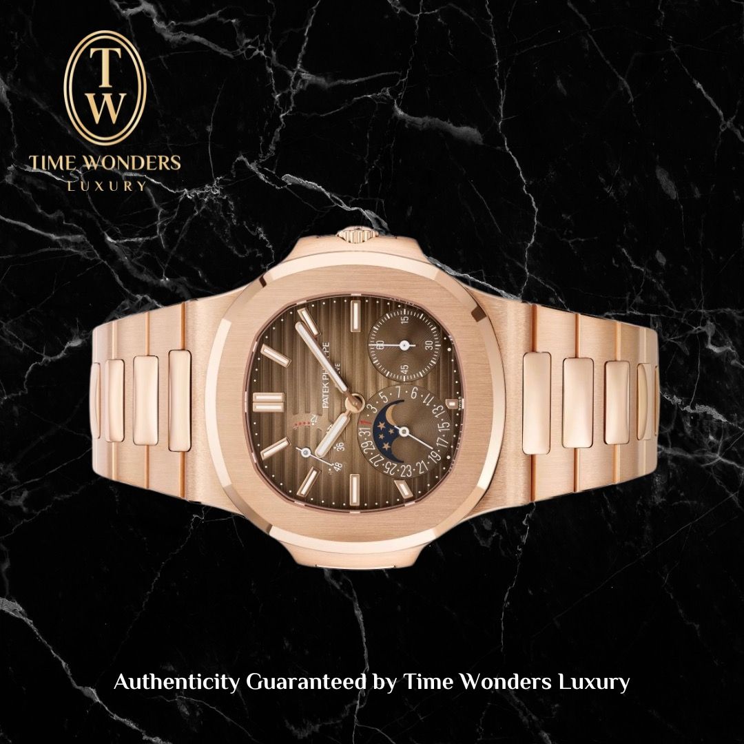 LNIB June 2023 Patek Philippe Nautilus Moonphase Rose Gold 5712/1R 5712 5712R