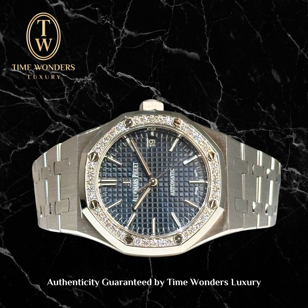 LNIB May 2019 Audemars Piguet Royal Oak 15451ST 37mm Blue w Diamond Bezel 15451