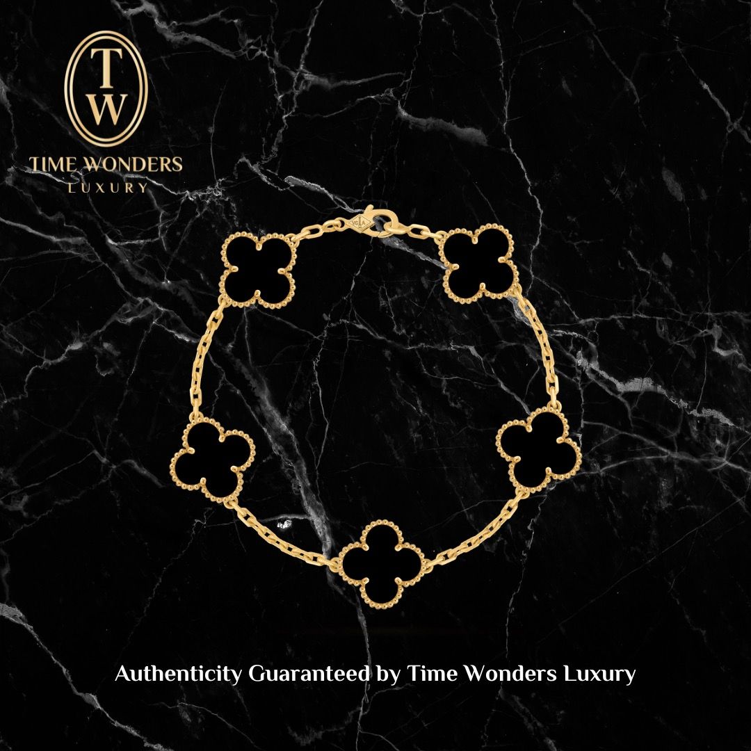 New May 2026 Van Cleef & Arpels Vintage Alhambra Yellow Gold VCARA41300 Black Oynx